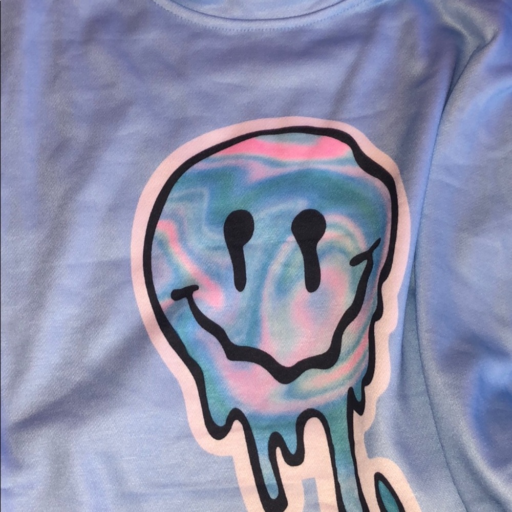 droopy smiley long sleeve